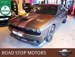 Grau (metallic) Gebraucht 2017 Dodge Challenger Coupé | 57.800 €