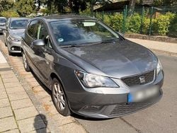 Grau Gebraucht 2015 Seat Ibiza Style Kleinwagen | 8.600 € (Etwas zu teuer)
