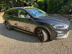 Blau Gebraucht 2020 Ford Focus Active Kombi | 16.950 € (Fairer Preis)