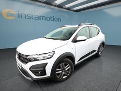 Weiß Gebraucht 2022 Dacia Sandero Kleinwagen | 16.299 € (Etwas zu teuer)