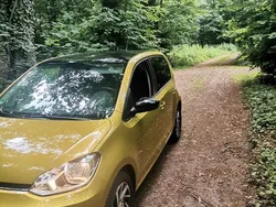 Gold Gebraucht 2017 VW up! move up! Kleinwagen | 8.000 € (Guter Preis)