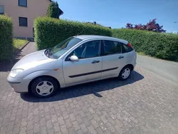 Gebraucht 2002 Ford Focus Ambiente Limousine | 1.000 € (Guter Preis)