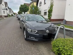Grau Gebraucht 2018 VW Passat Trendline Kombi | 15.999 € (Guter Preis)