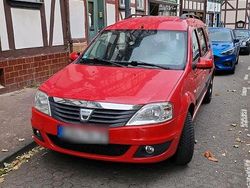Rot Gebraucht 2010 Dacia Logan MCV Kombi | 3.450 € (Fairer Preis)