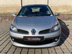 Silber Gebraucht 2006 Renault Clio II Dynamique Limousine | 3.499 € (Etwas zu teuer)