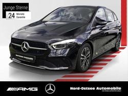 Metalliclack kosmosschwarz Gebraucht 2024 Mercedes B200 Progressive Van / Kleinbus | 30.990 € (Guter Preis)