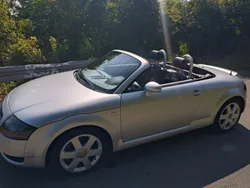 Silber Gebraucht 2001 Audi TT Roadster Sport Cabrio | 6.750 €