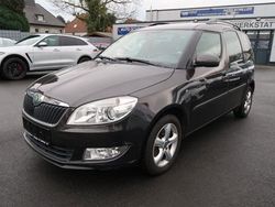 Braun Gebraucht 2011 Skoda Roomster Plus Edition Van / Kleinbus | 2.450 € (Fairer Preis)