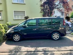 Schwarz Gebraucht 2011 Renault Grand Espace Van / Kleinbus | 3.299 € (Guter Preis)