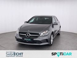 Grau Gebraucht 2018 Mercedes A200 Limousine | 16.590 € (Etwas zu teuer)