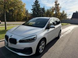 Weiß Gebraucht 2019 BMW 218 Gran Tourer Luxury Line Van / Kleinbus | 11.850 € (Superpreis)
