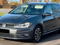 Grau Gebraucht 2018 VW Golf VII Join Kombi | 14.999 € (Fairer Preis)