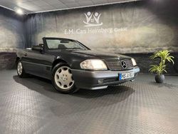 Blauschwarz (199o) Gebraucht 1992 Mercedes SL300 Cabrio | 28.900 €