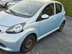 Blau Gebraucht 2005 Toyota Aygo City Kleinwagen | 1.290 € (Fairer Preis)