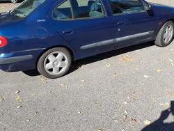 Blau Gebraucht 2001 Renault Mégane Expression Limousine | 1.450 € (Fairer Preis)