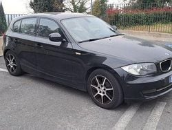 Schwarz Gebraucht 2011 BMW 118 Sport Line Kleinwagen | 6.290 € (Guter Preis)