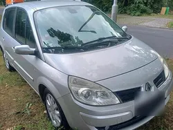 Silber Gebraucht 2008 Renault Scénic II Van / Kleinbus | 2.300 € (Fairer Preis)