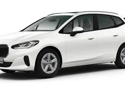 Weiß Gebraucht 2024 BMW 216 Active Tourer Luxury Line Van / Kleinbus | 27.932 € (Fairer Preis)