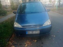 Blau Gebraucht 2005 Ford Galaxy Van / Kleinbus | 3.100 € (Fairer Preis)