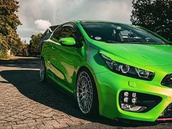 Grün Gebraucht 2014 Kia ProCeed GT Kleinwagen | 10.999 €