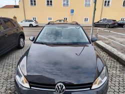 Grau Gebraucht 2016 VW Golf VII Trendline Kombi | 6.800 € (Teuer)