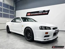Weiß Gebraucht 1999 Nissan Skyline Coupé | 139.990 €