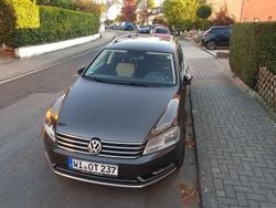 Braun Gebraucht 2012 VW Passat Exclusive Kombi | 8.200 € (Fairer Preis)