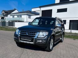 Gebraucht 2016 Mitsubishi Pajero Top SUV | 24.000 €