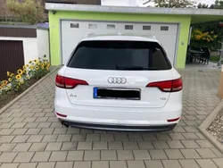 Weiß Gebraucht 2017 Audi A4 Sport Kombi | 22.400 € (Fairer Preis)