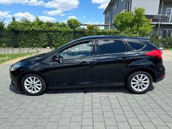 Schwarz Gebraucht 2015 Ford Focus Titanium Limousine | 6.400 € (Guter Preis)