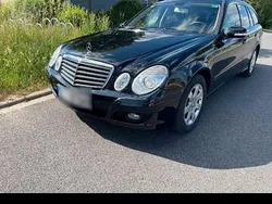 Schwarz Gebraucht 2008 Mercedes E200 Classic Limousine | 4.600 € (Guter Preis)