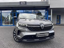 Grau Gebraucht 2024 Renault Austral Techno SUV | 33.890 € (Teuer)