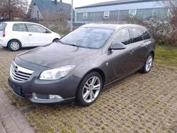 Grau Gebraucht 2012 Opel Insignia OPC Kombi | 2.999 € (Guter Preis)