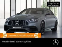 Grau Gebraucht 2021 Mercedes E63 AMG AMG Limousine | 92.990 €