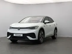 Weiß (gletscherweiß metallic .../weiß) Gebraucht 2023 VW ID.5 Pro Performance SUV | 32.990 € (Guter Preis)