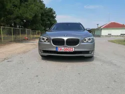Kaschmirsilber metallic Gebraucht 2009 BMW 750 Limousine | 10.600 € (Guter Preis)