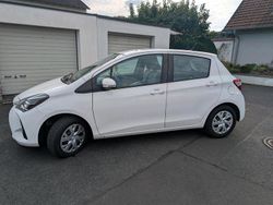 Weiß Gebraucht 2019 Toyota Yaris Kleinwagen | 13.000 € (Fairer Preis)