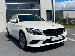 Weiß Gebraucht 2018 Mercedes C300 Kombi | 29.250 € (Teuer)