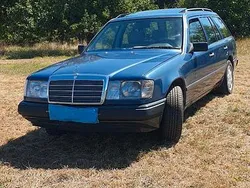 Blau Gebraucht 1986 Mercedes 250 Kombi | 7.770 €