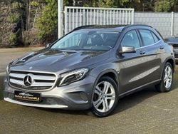 Grau Gebraucht 2014 Mercedes GLA200 SUV | 13.990 € (Fairer Preis)