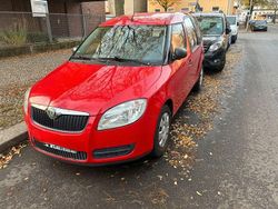 Rot Gebraucht 2009 Skoda Roomster Van / Kleinbus | 1.990 € (Guter Preis)