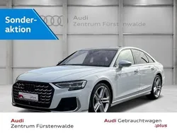 Weiß Gebraucht 2022 Audi S8 Ambiente Limousine | 105.000 € (Guter Preis)