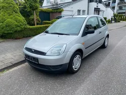 Silber Gebraucht 2004 Ford Fiesta Ambiente Kleinwagen | 1.450 € (Guter Preis)