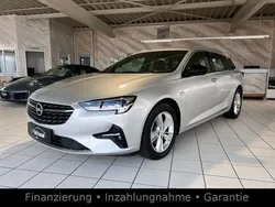 Silber Gebraucht 2021 Opel Insignia Elegance Kombi | 19.480 € (Guter Preis)