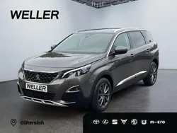 Grau Gebraucht 2018 Peugeot 5008 Allure Van / Kleinbus | 21.250 € (Fairer Preis)