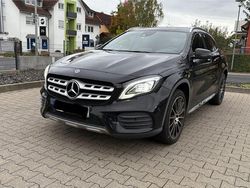 Schwarz Gebraucht 2017 Mercedes GLA200 Edition SUV | 16.400 € (Guter Preis)