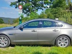 Beige Gebraucht 2018 Jaguar XF Pure Limousine | 22.000 € (Fairer Preis)