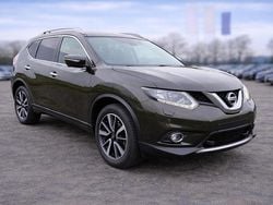Grün Gebraucht 2016 Nissan X-Trail SUV | 14.990 € (Guter Preis)