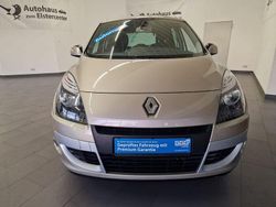 Gold Gebraucht 2011 Renault Scénic Dynamique Van / Kleinbus | 6.990 € (Etwas zu teuer)