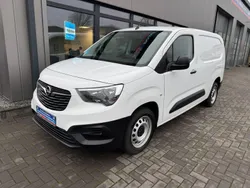 Weiß Gebraucht 2022 Opel Combo Edition Van / Kleinbus | 14.690 € (Fairer Preis)